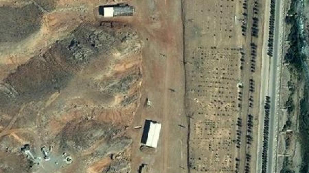 un atac aerian chirurgical sua si israel intentioneaza sa bombardeze obiective nucleare din iran