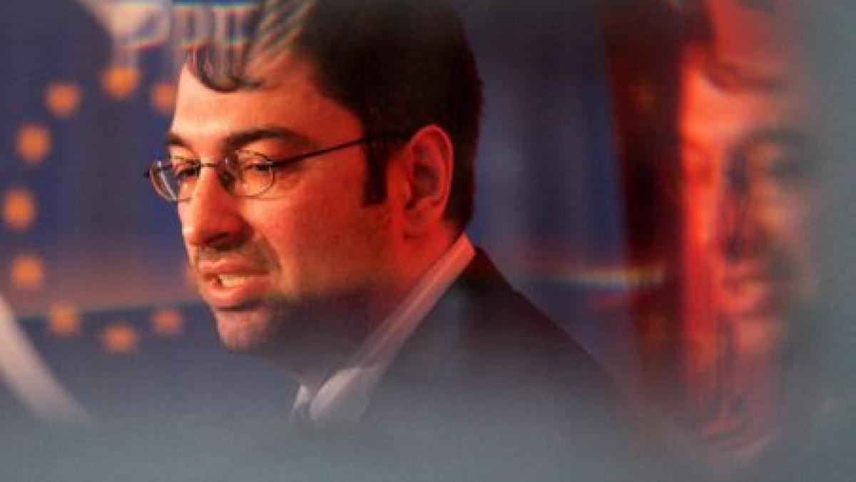 parlamentari pdl si traseisti politici care nu mai candideaza la alegerile parlamentare