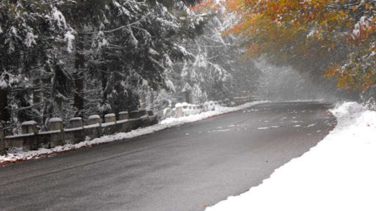 a nins la munte iar salvamontistii sunt in alerta ce sunt sfatuiti turistii care ajung in