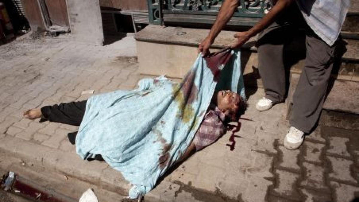 un nou masacru in siria mai mult de 87 de soldati au fost ucisi in urma violentelor de ieri