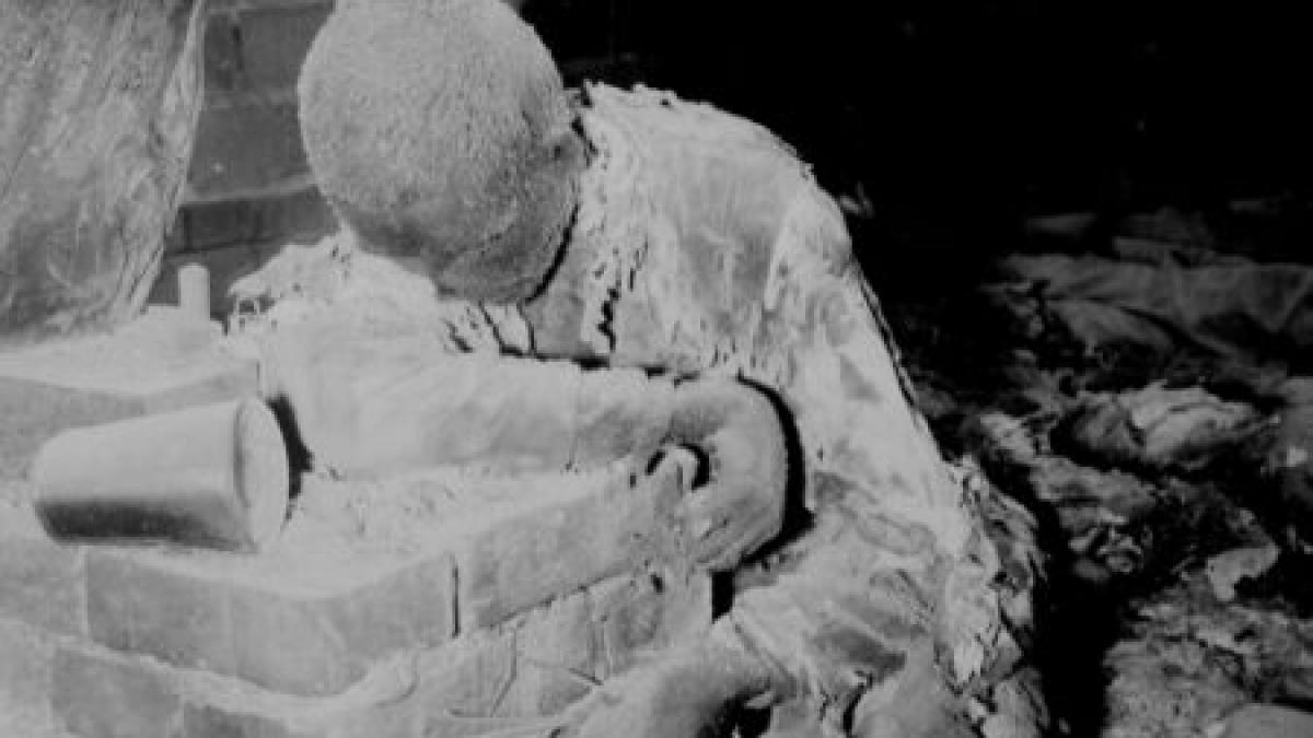 imagini istorice din timpul razboiului care a ucis 3 din populatia lumii 70 de milioane de oameni