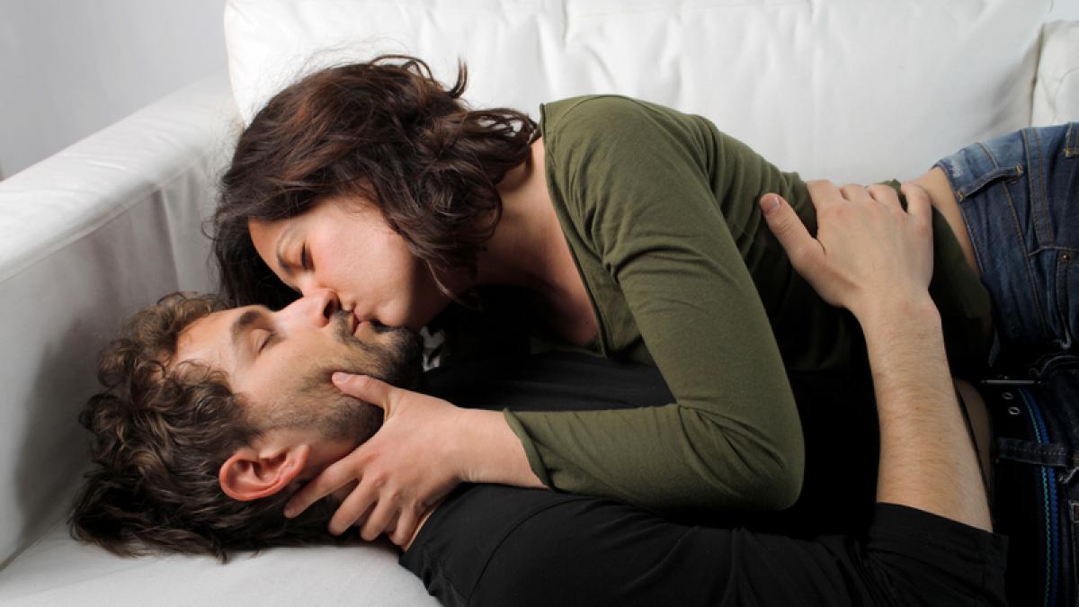 top 10 semne ca esti cu femeia nepotrivita