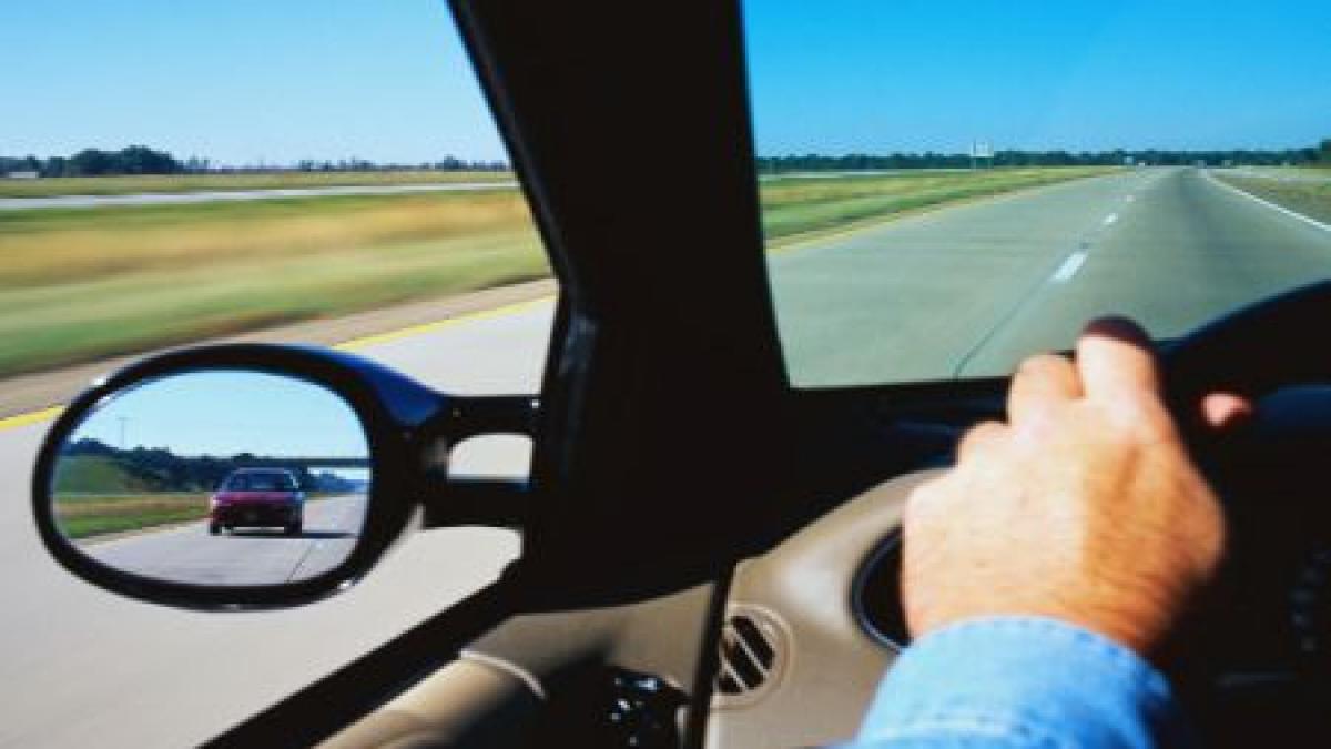 an catastrofal pentru piata auto romanii nu mai cumpara masini noi prefera autoturismele second