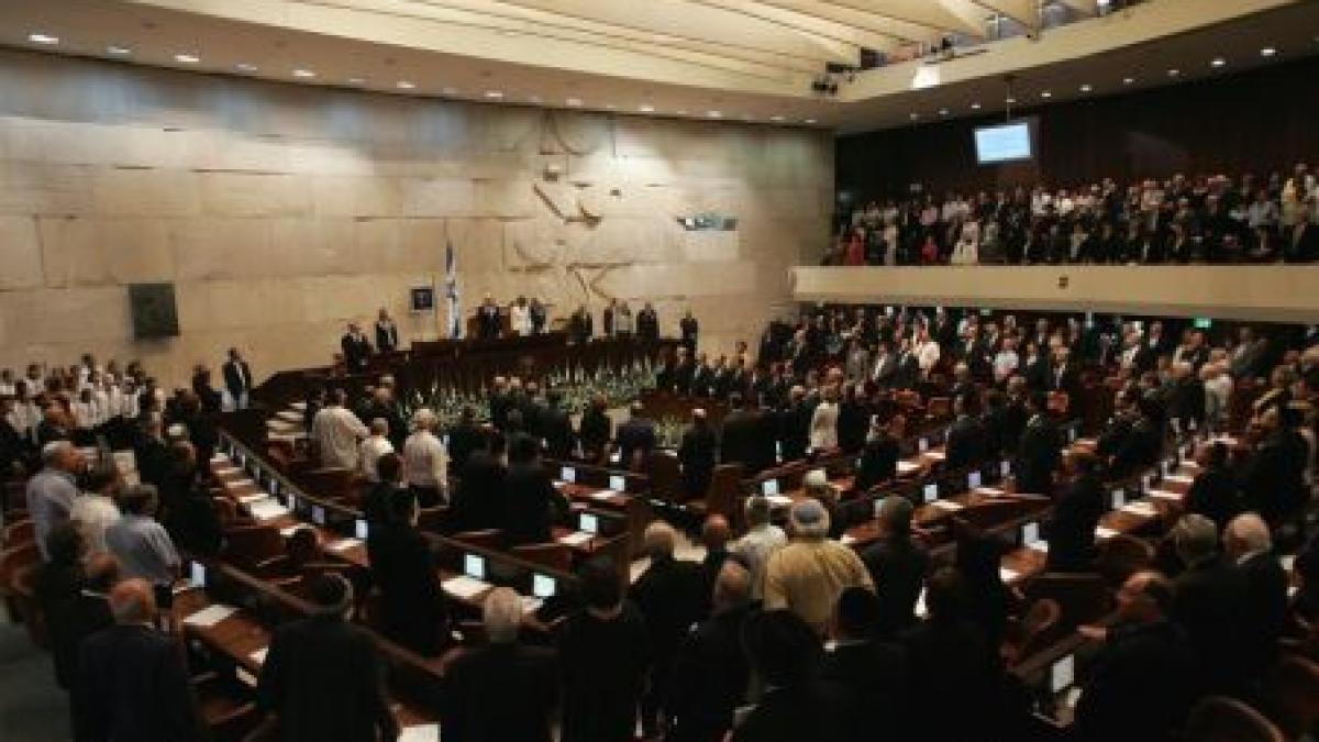 israel parlamentul a votat dizolvarea sa si a convocat alegeri legislative anticipate