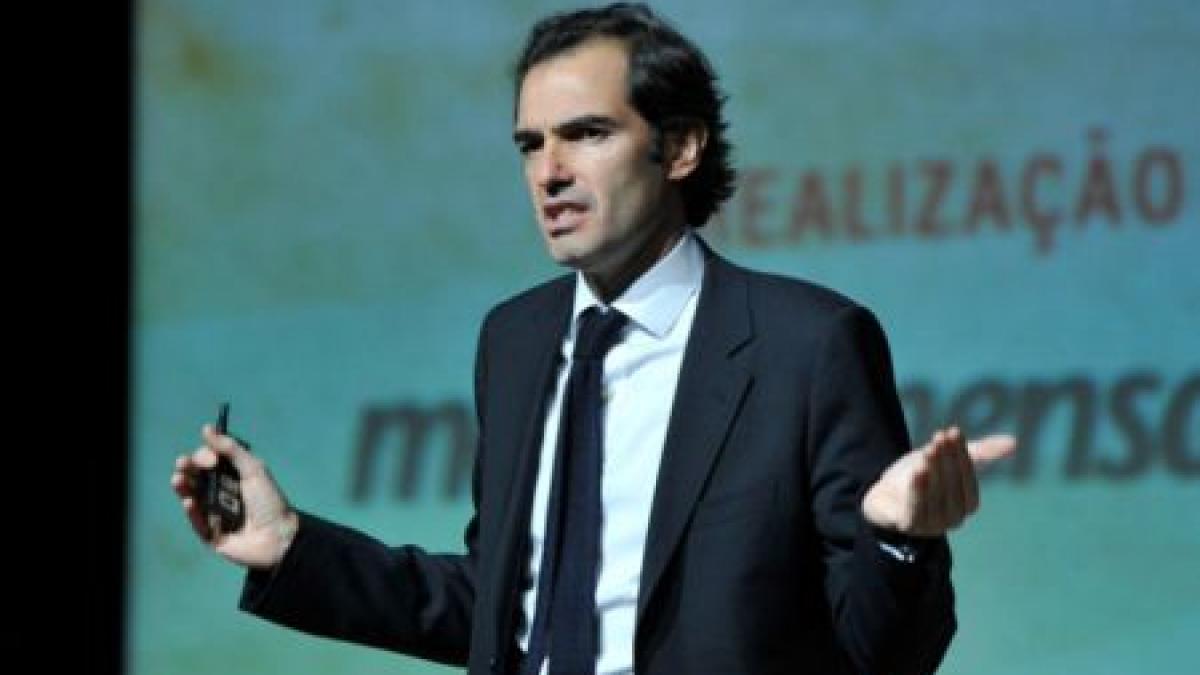 tactica pentru distrugerea concurentei yahoo sufla conducerea google