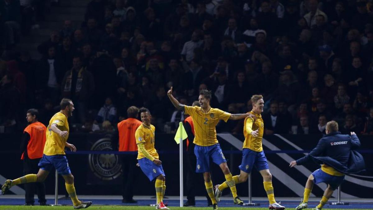 preliminarii cm 2014 revenire senzationala pentru suedia polonia anglia amanat din cauza ploii