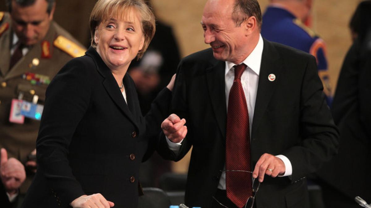 wilfried martens a fost ales presedinte al ppe pentru un nou mandat de trei ani