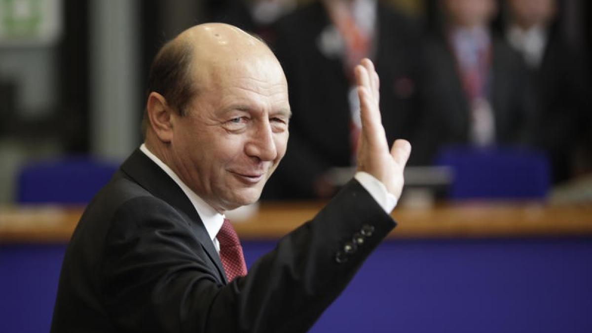 ieri la bucuresti azi la bruxelles traian basescu va participa la prima sesiune a consiliului