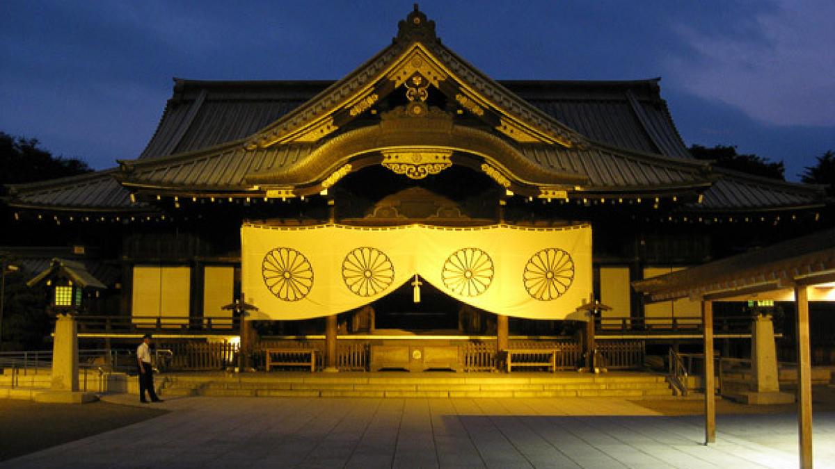 oficialii japonezi infurie china vizitand un monument controversat dedicat victimelor razboaielor