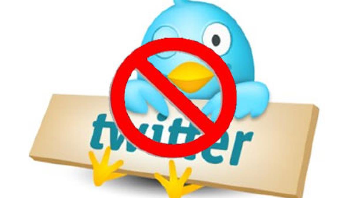 premiera twitter oficialii retelei au blocat pentru prima oara un cont in germania