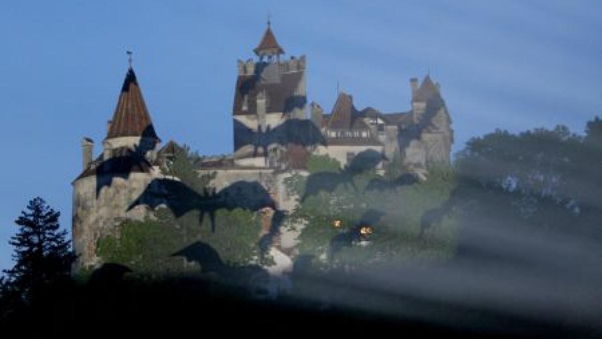 romania perfecta pentru petrecerea sarbatorii halloween de ce sunt sfatuiti strainii sa vina la noi