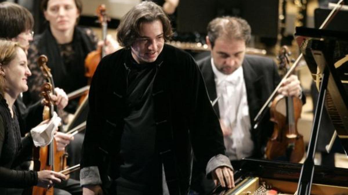 un celebru pianist turc judecat pentru ca a insultat islamul