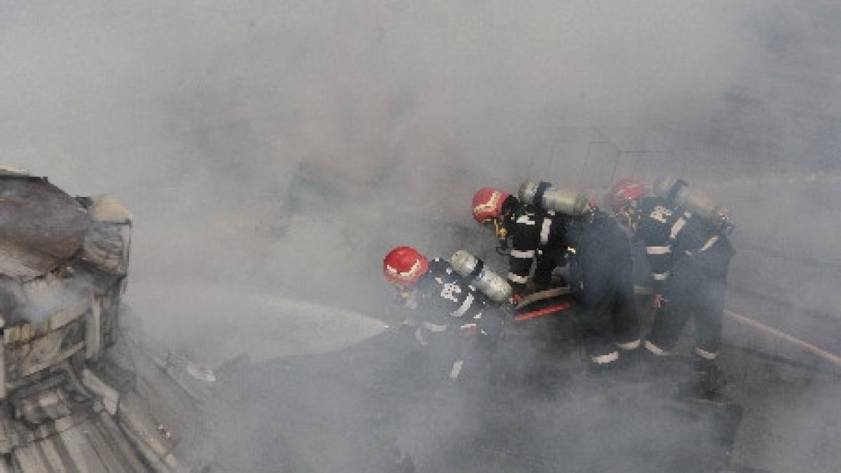 botosani 60 de persoane evacuate din caminul de batrani din leorda din cauza unui incendiu