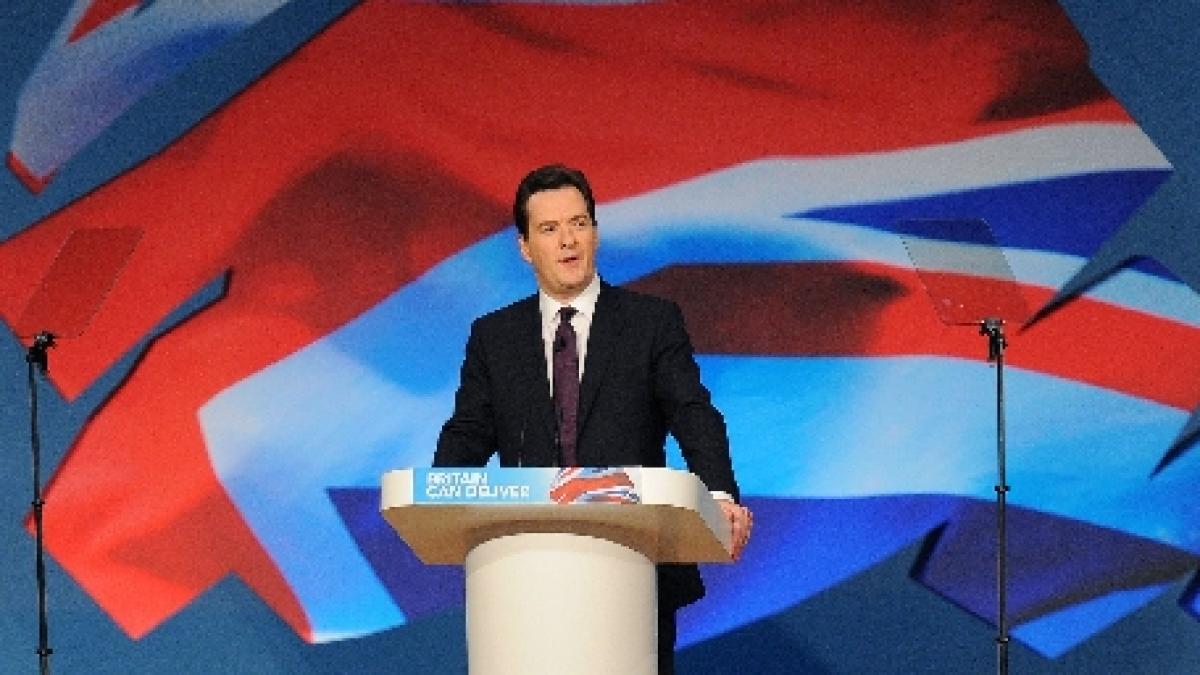 ministrul britanic de finante prins in tren la clasa intai cu bilet de clasa a doua