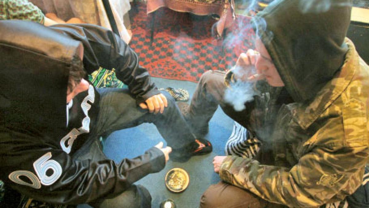 mesajul unui primar postat pe facebook a uimit zeci de mii de tineri cum lupta impotriva drogurilor