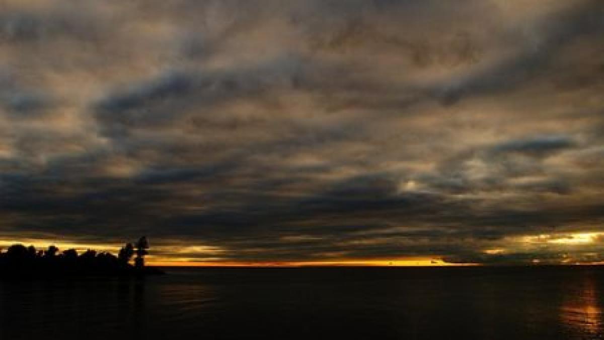 vesti proaste pentru sfarsitul saptamanii vremea va fi deosebit de rece si ninsorile isi fac