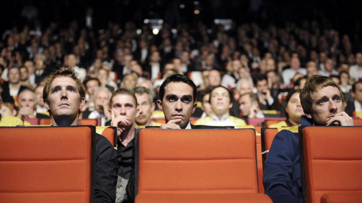 a fost prezentat traseul turului frantei 2013 finalul de pe champs elysees in nocturna