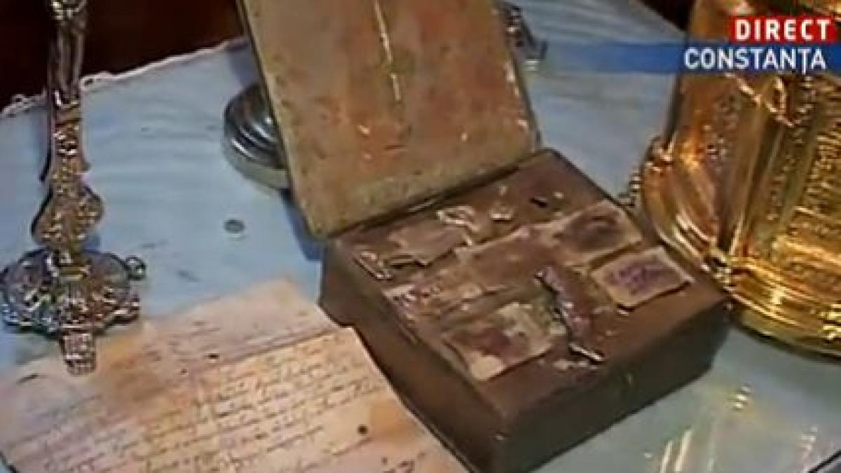 descoperire pretioasa in clopotnita unei biserici din constanta o racla cu moastele a 10 sfinti