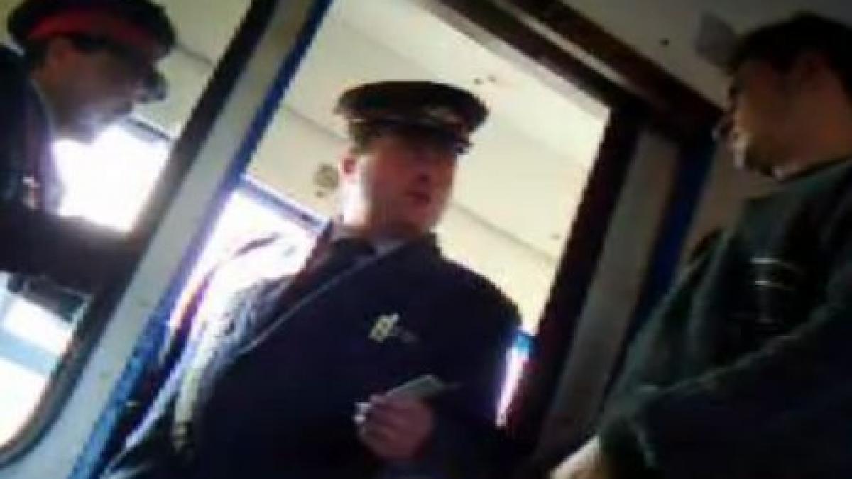 nasii cfr ului prinsi in flagrant de anchetatori vezi si cum se negociaza spaga in trenurile din
