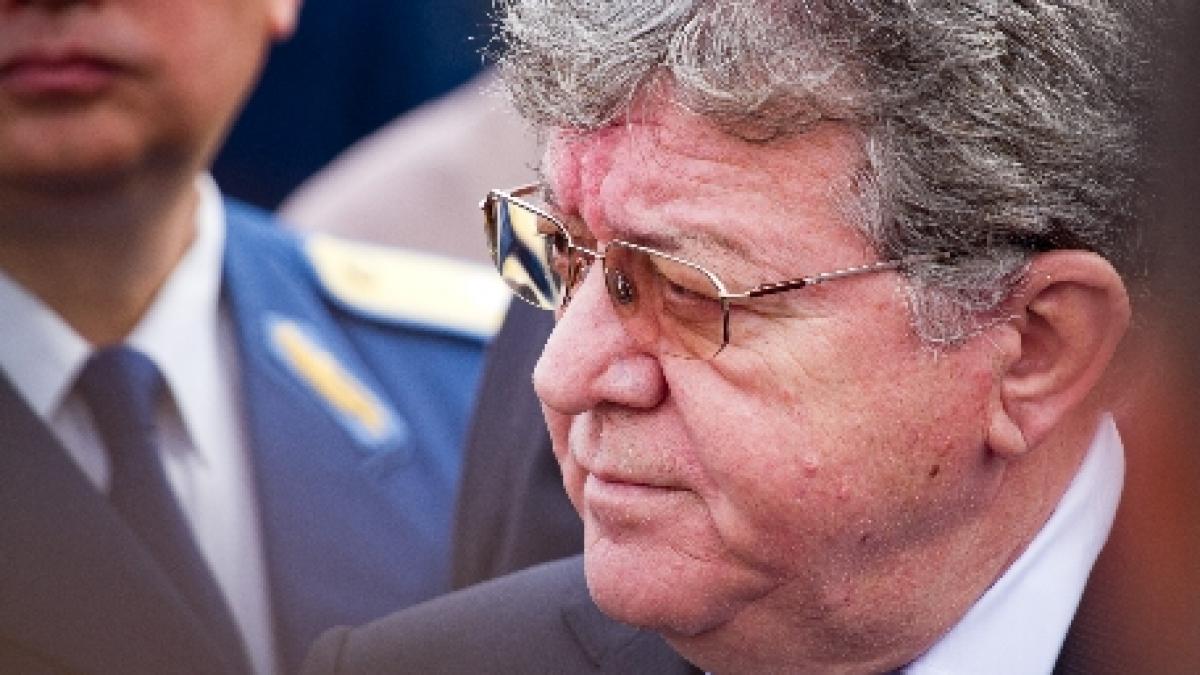 ministrul apararii armata nu a pierdut bani nu a primit fonduri in plus dar a primit incurajari si