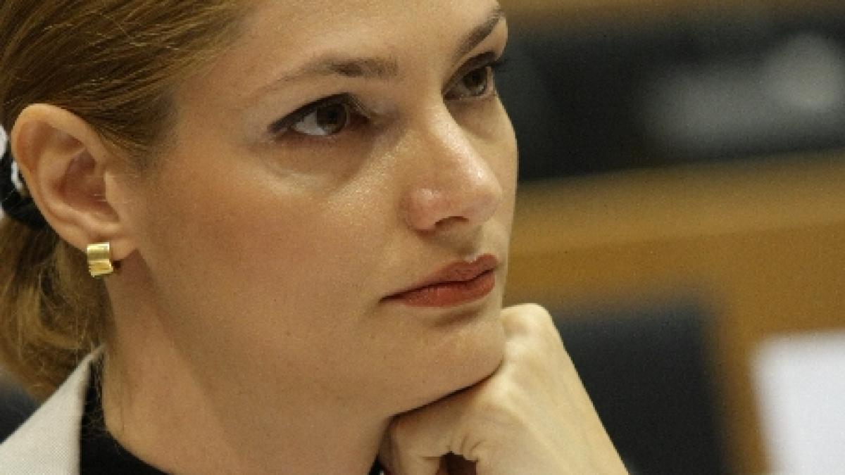 ramona manescu oficialii ce erau la curent cu problema coruptiei din romania in timpul guvernarii