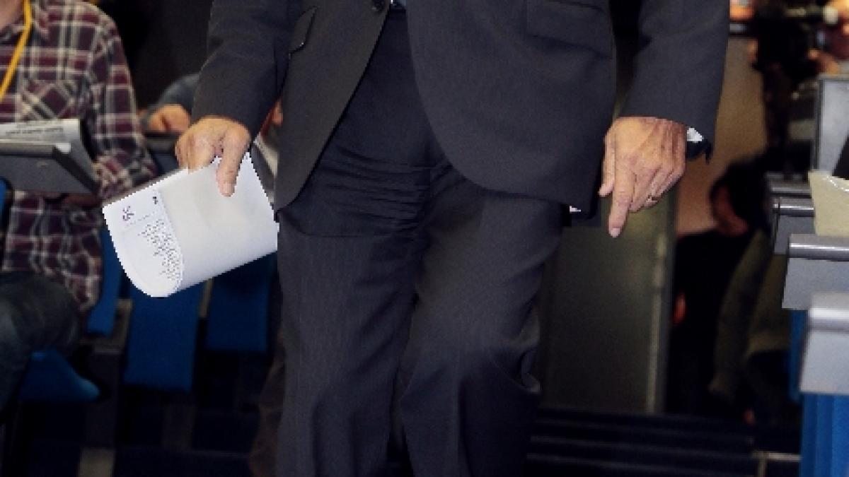 un jurnalist elen a fost arestat dupa ce a dezvaluit o lista cu milionari greci care au conturi in