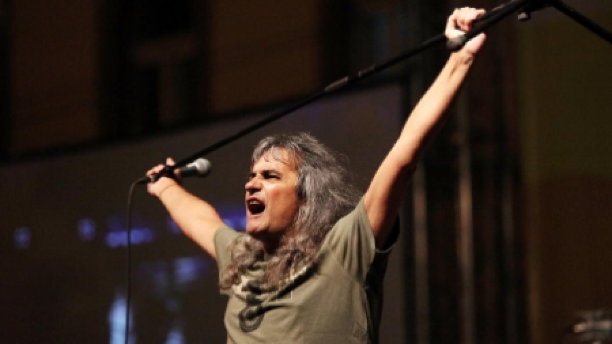 minculescu revine pe scena cu o trupa noua el va canta alaturi de fosti membri iris