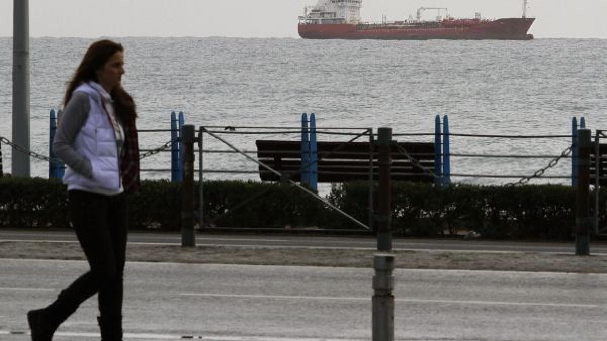 o nava care transporta 700 de tone de minereu de aur a disparut in marea ohotsk