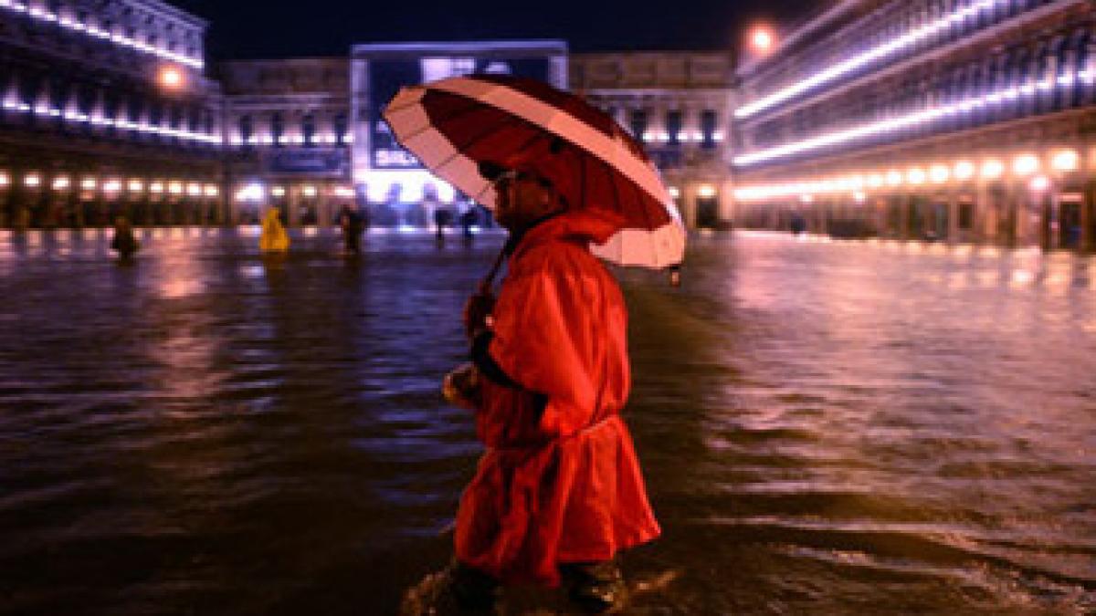 aqua alta le da mari batai de cap autoritatilor din venetia