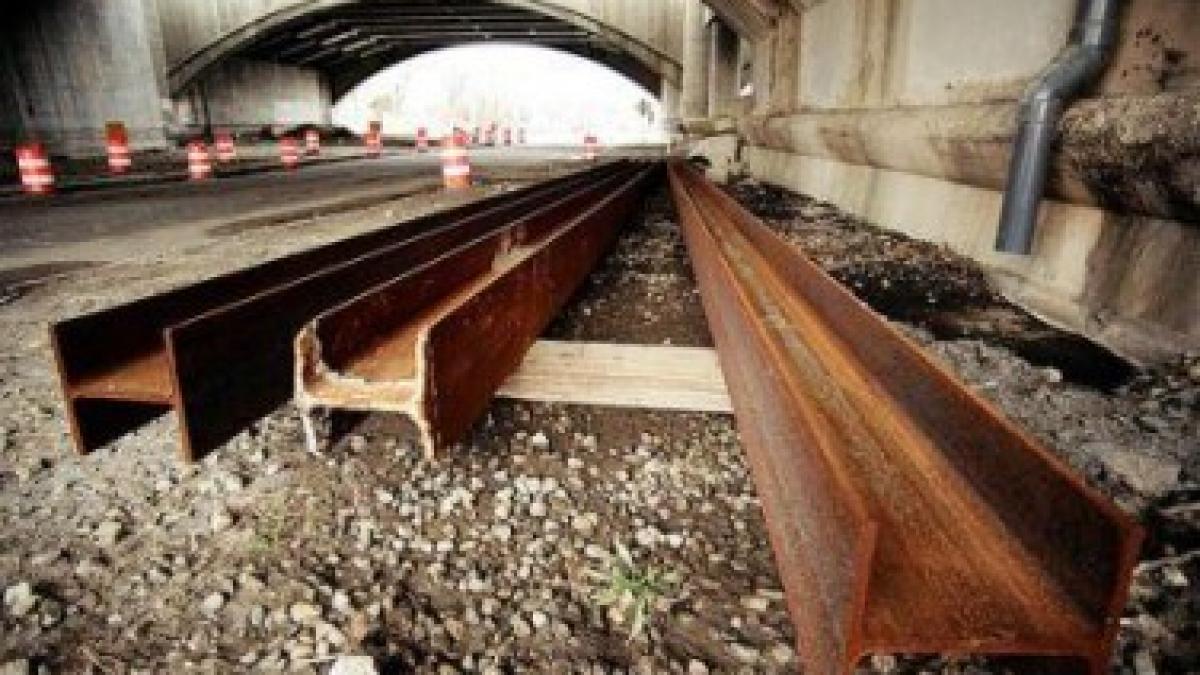 daca va consoleaza cu ceva la planuri stam foarte bine autostrazile sunt desenate iar proiectele se