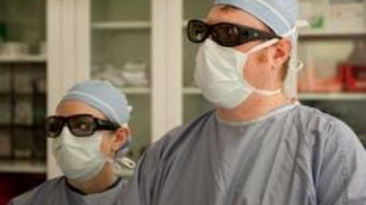 premiera in romania prima operatie 3d din tara a avut loc in bucuresti