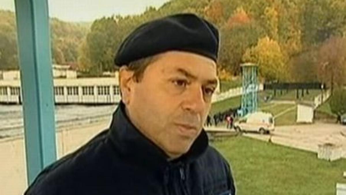 cu drapelul la piept romanul care a condus divizia de politie speciala din kosovo vorbeste despre