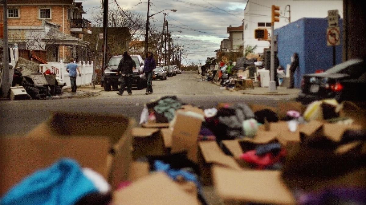 aproximativ 2 5 milioane de americani nu au curent electric la cinci zile de la trecerea uraganului