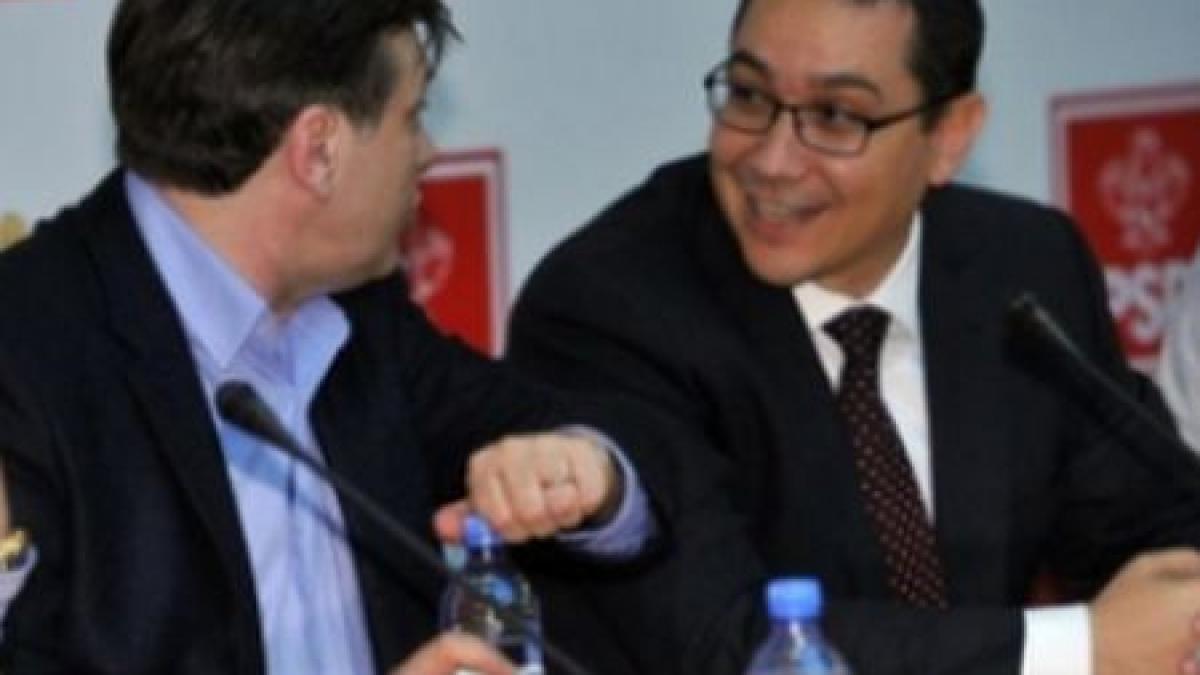 ponta nu stiu de ce antonescu ma bruiaza cand vorbesc de basescu antonescu eu nu fac decat sa rad