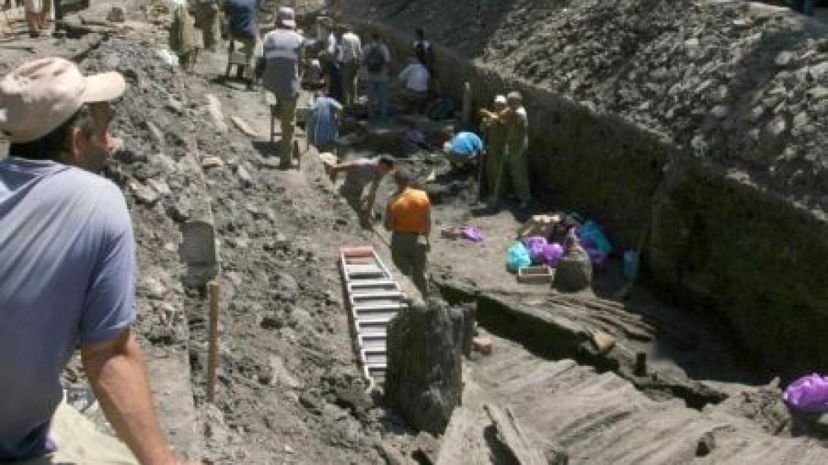 din ignoranta sau nepasare dorel distruge istoria romaneasca