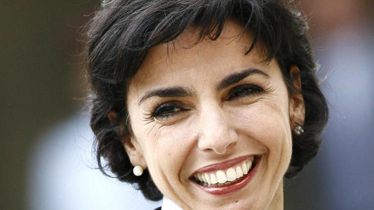 fratii sarkozy protagonistii unui scandal sexual cine e de fapt tatal copilului