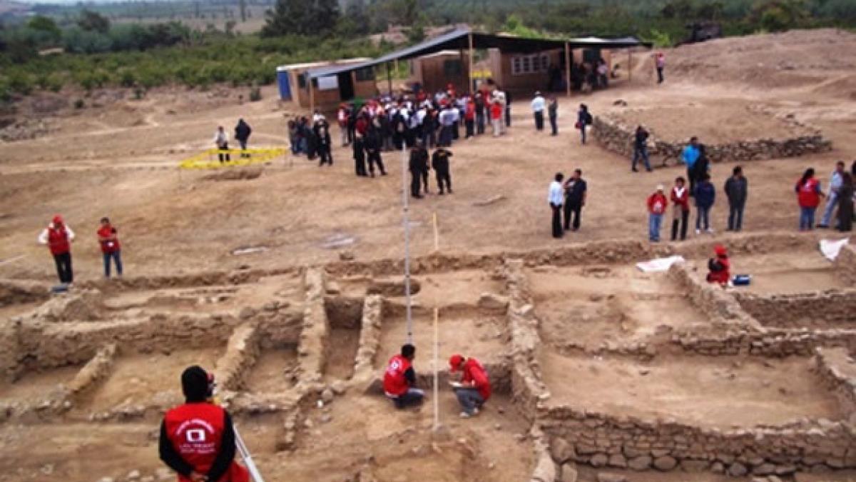 o mumie veche de 500 de ani a fost descoperita in peru