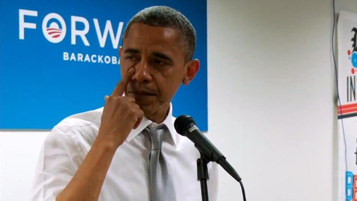 gestul care il umanizeaza obama a plans in timp ce le multumea tinerilor care au lucrat la campania