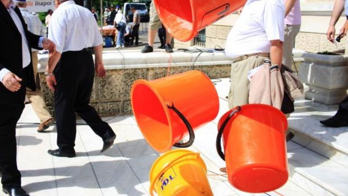 regulile campaniei electorale galeata promisiunilor nu trebuie sa coste mai mult de 10 lei