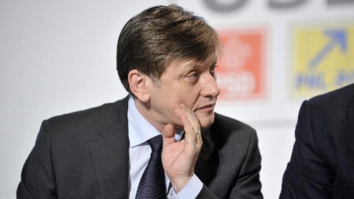 antonescu serviciile speciale ale statului ar trebui sa se retraga din politica