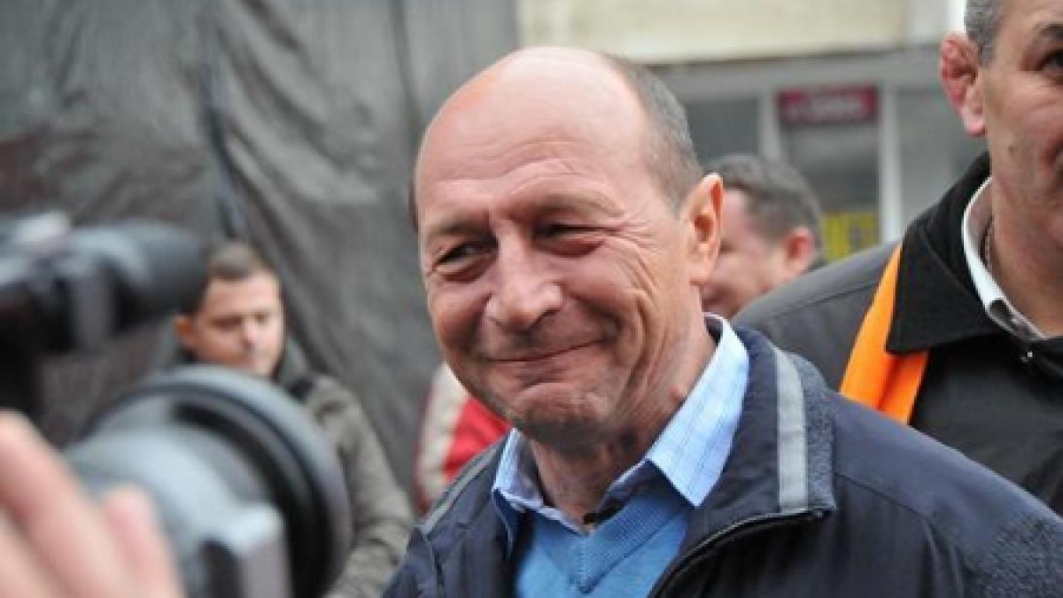 basescu minte iar cum a argumentat presedintele declaratia potrivit careia nu il cunoaste pe blejnar