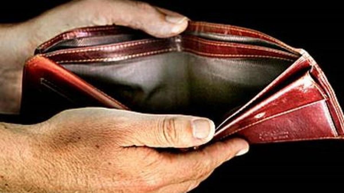 numarul familiilor care primesc ajutor social cu 2 1 mai mare in 2012 fata de 2011