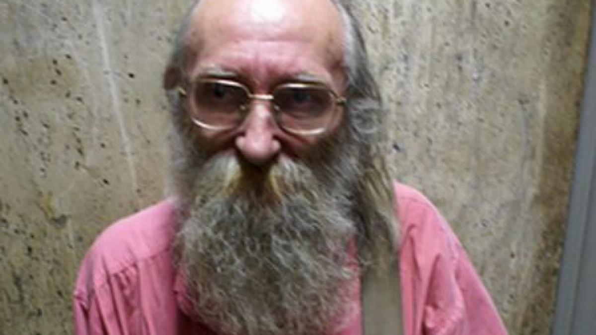 un regizor a ajuns cersetor in piata romana romanul a colaborat cu sergiu nicolaescu