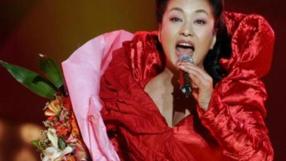 cum a ajuns sotia viitorului presedinte al chinei mai populara decat el