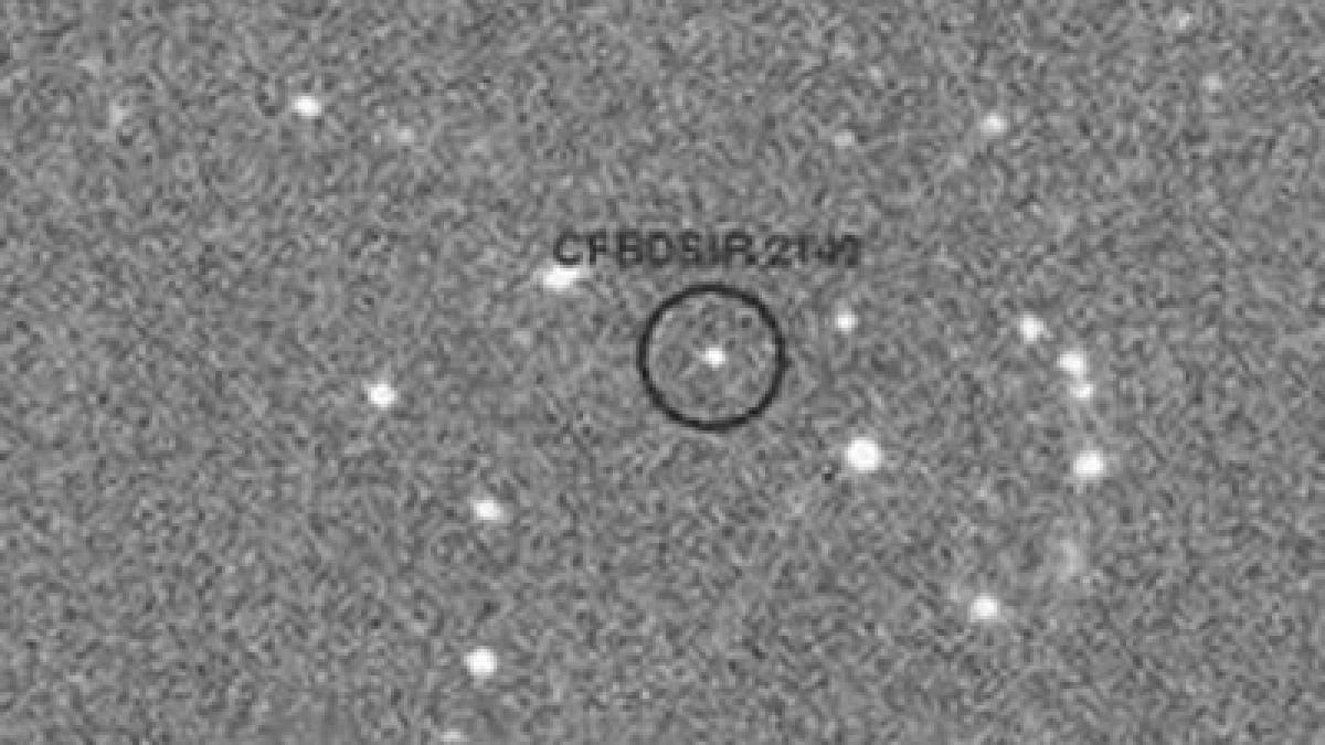 am gasit o planeta ratacitoare foarte aproape de noi pluteste libera prin spatiul interstelar