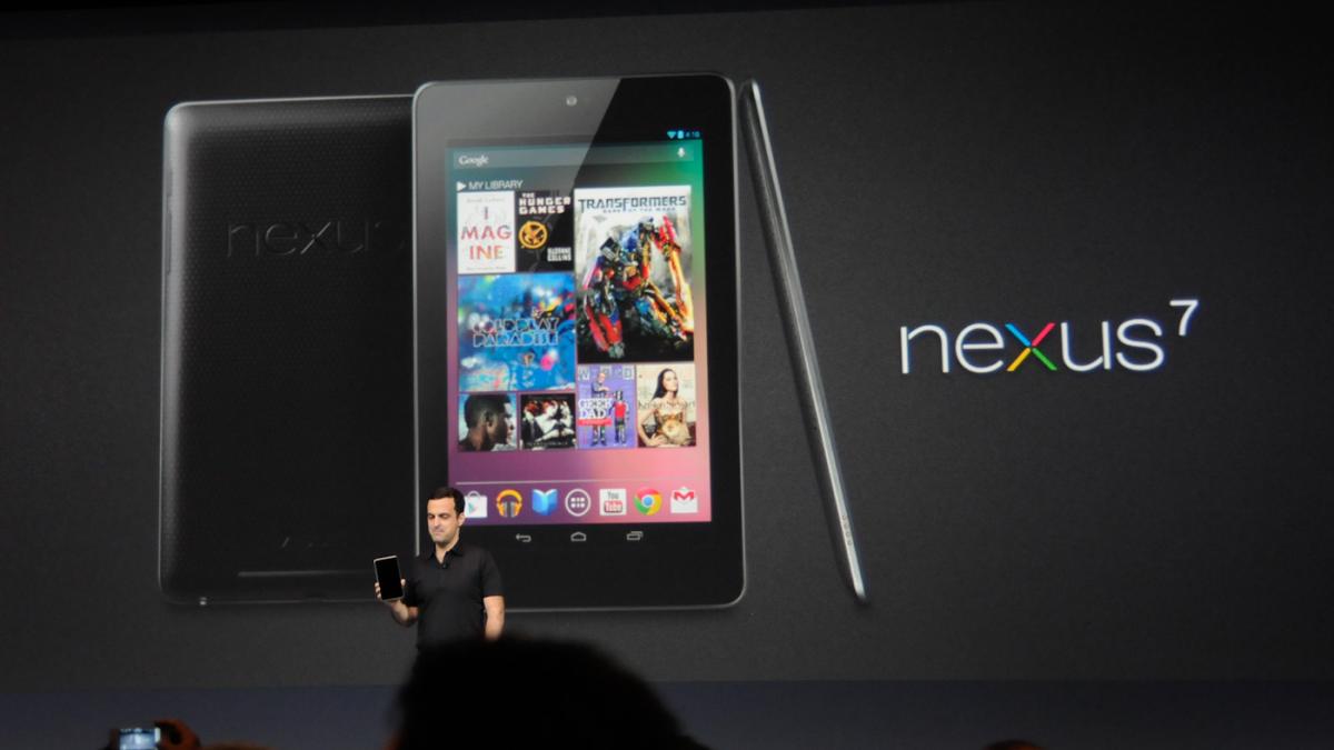 google nexus 7 micuta tableta care se ia la tranta cu ipad