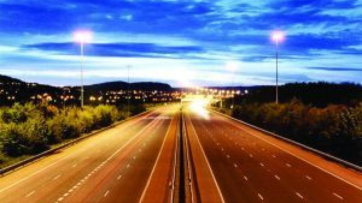 din 2013 am putea circula pe autostrazi pazite cu arma masura disperata la care apeleaza cnadnr