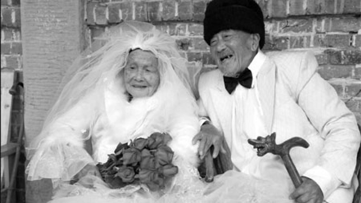 vrei sa traiesti mai mult mergi la serviciul de stare civila si spune da