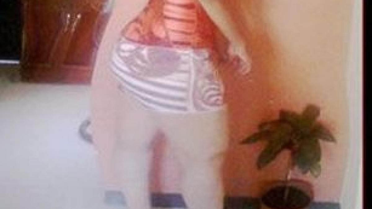 nu credea ca prietenii ei de pe facebook sunt atat de destepti cum a incercat sa i pacaleasca prin