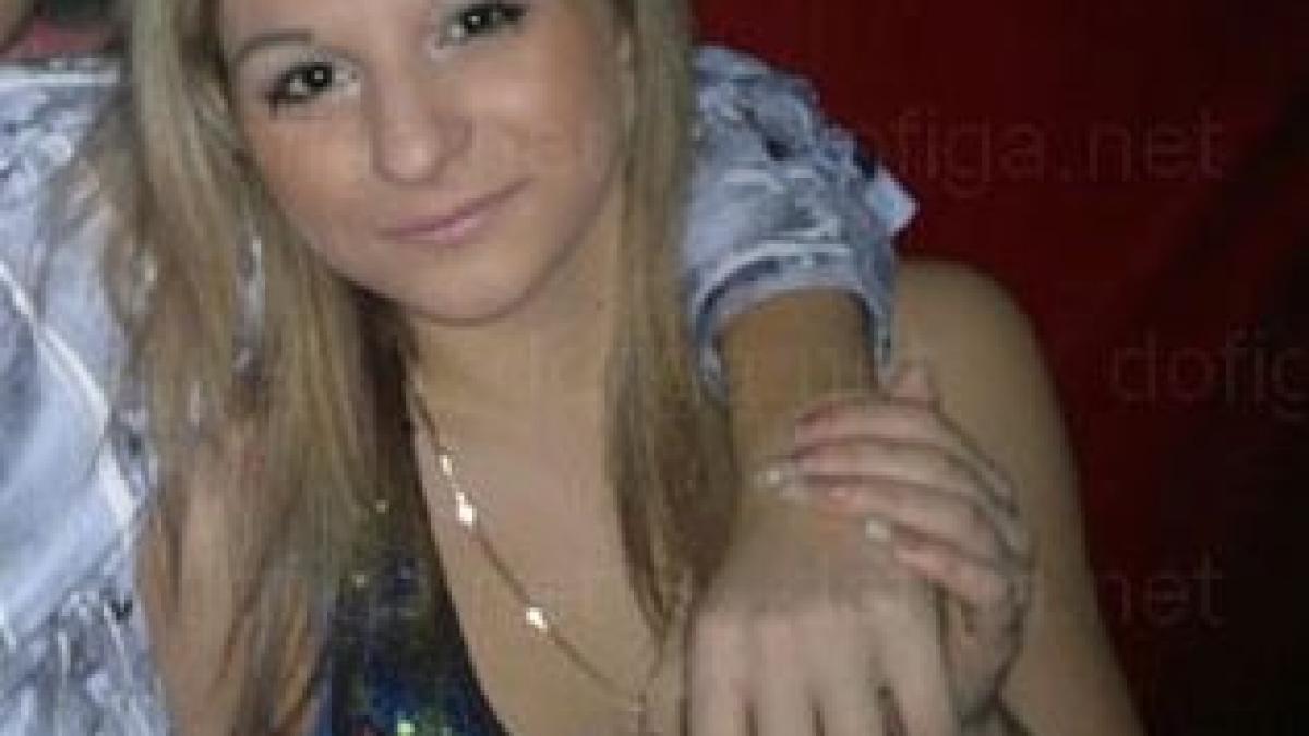 era o fata normala dar cand s a decis sa faca asta parintii au dat o afara din casa